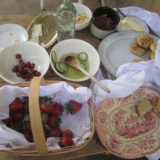 Mid-nineteenth century picnic food